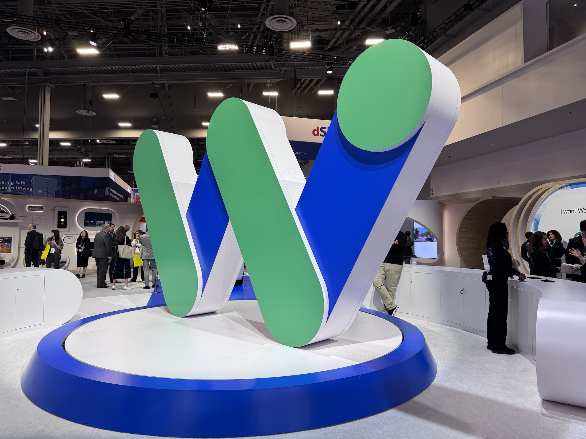 New York governor clears path for robotaxis everywhere, with one notable exception